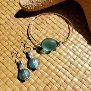 Earrings & bracelet set